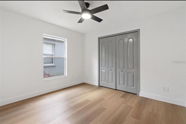 Building Photo - 1800 Loch Haven Ct