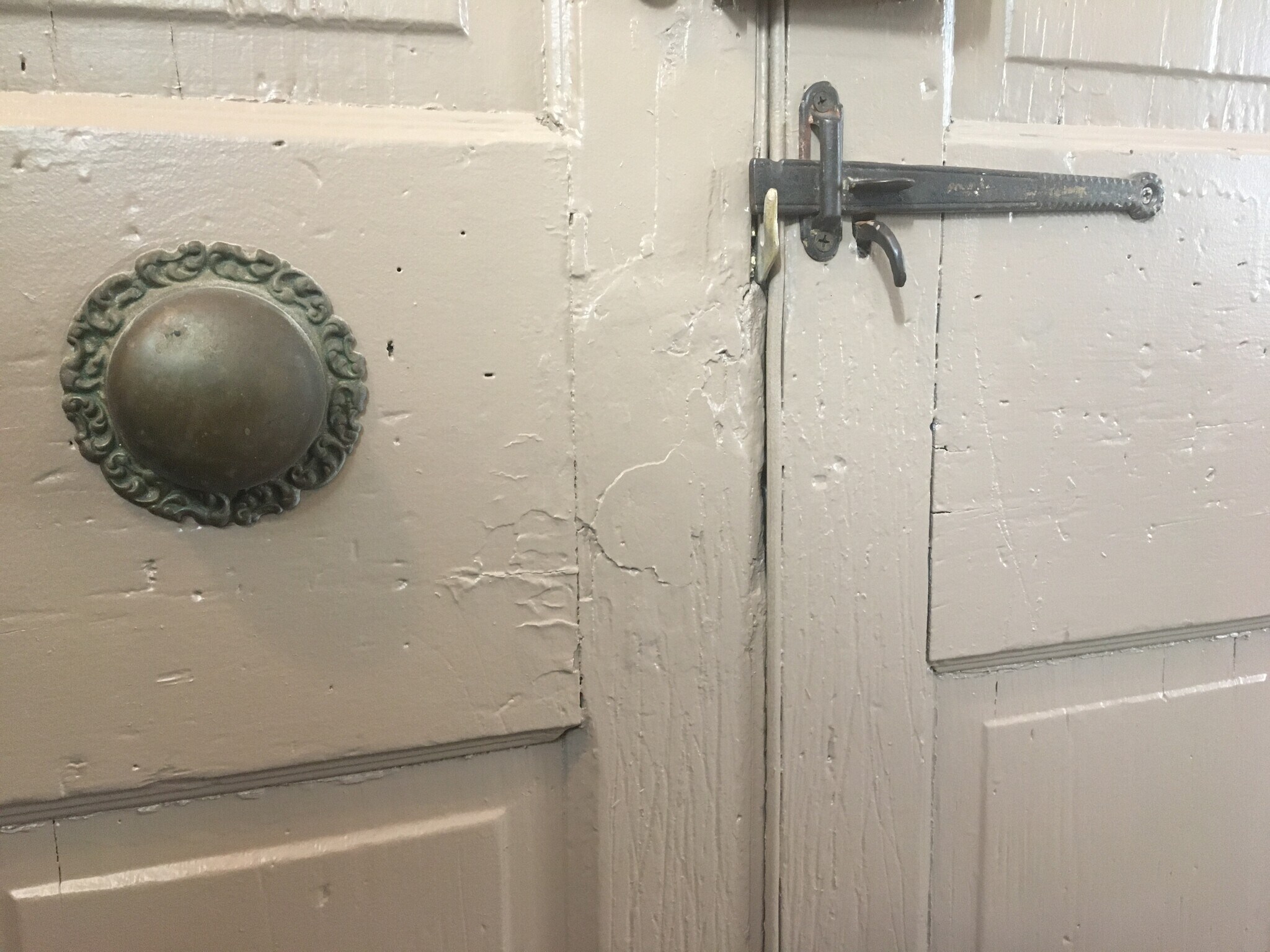 Building Photo - 213 Covington Ave