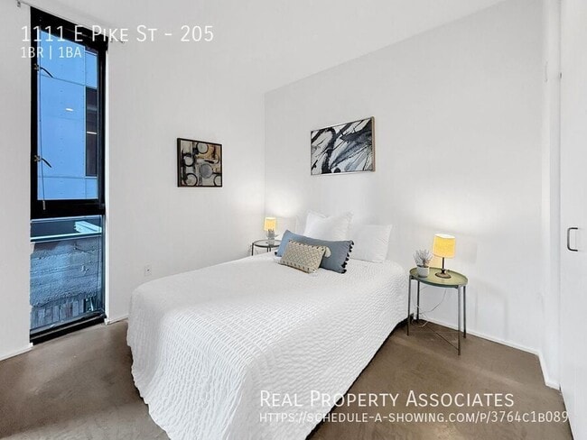 Building Photo - 1111 E Pike St