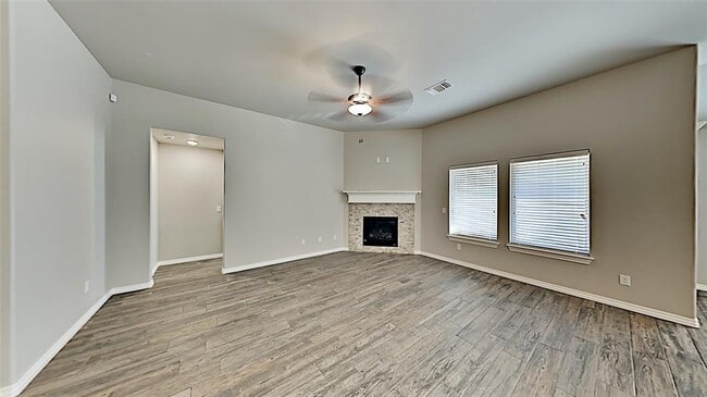 Building Photo - 16008 Iron Ridge Rd