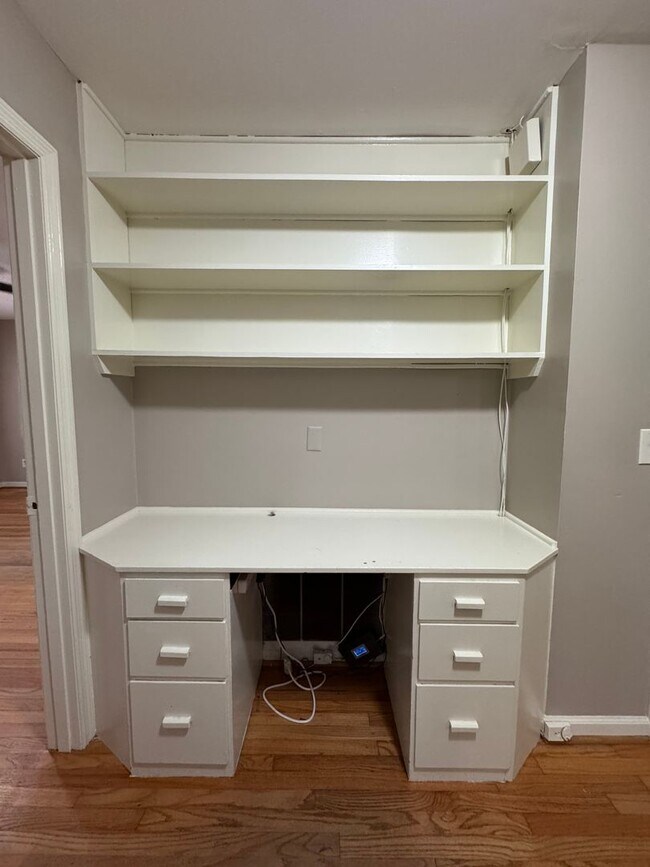 Building Photo - Private 3/2 Country House- $1,595