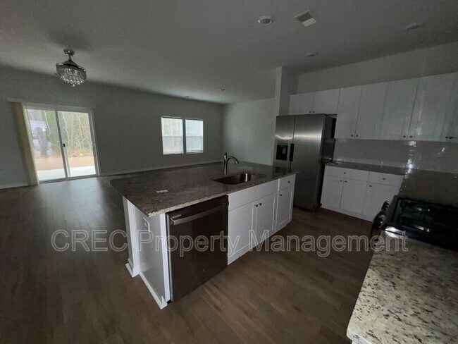 Building Photo - 130 Lucky Day Dr