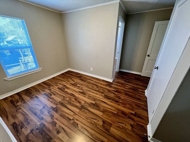 Building Photo - 3225 Knox St