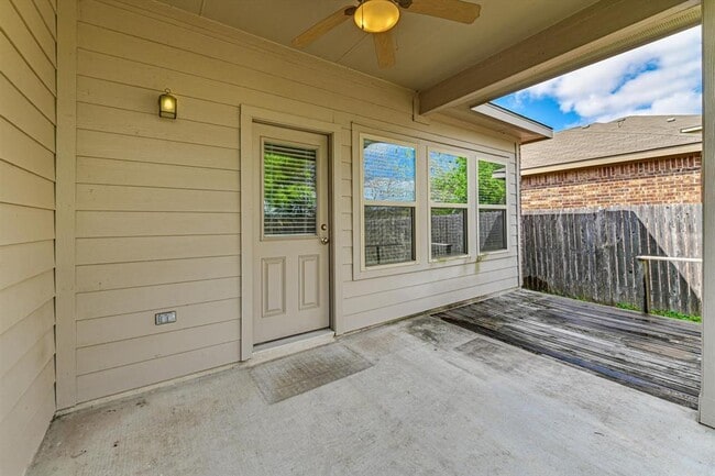 Building Photo - 265 Shale Cir
