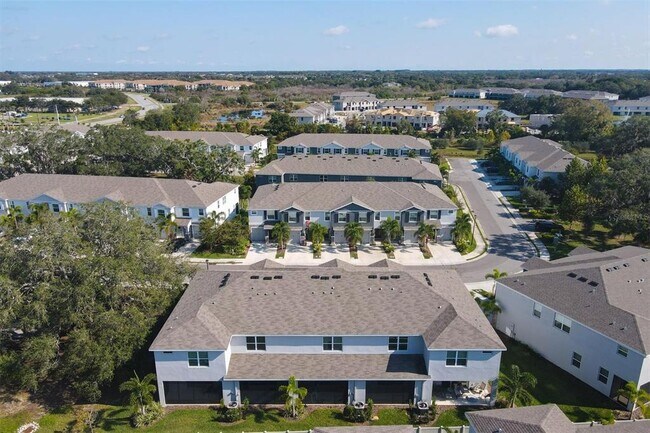 Building Photo - 8657 Palmer Park Cir