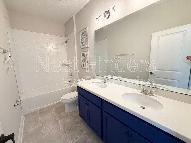 Building Photo - 676 Natureland Cir