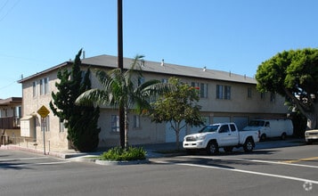 Building Photo - 1016