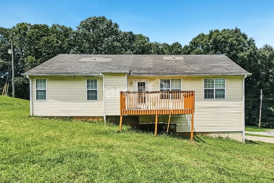 Building Photo - 4101 S Fork Dr