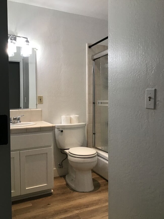 Building Photo - 3 Bedroom Home Coming Available