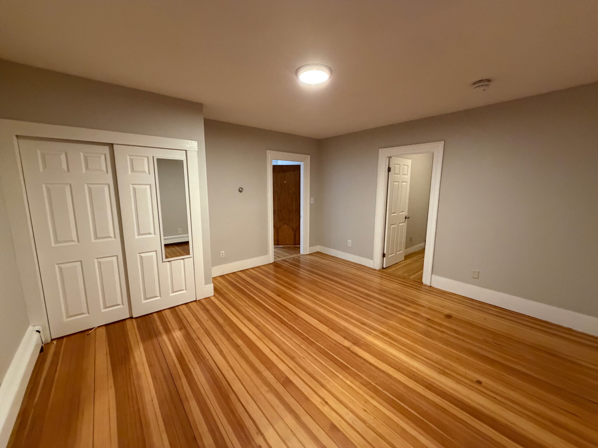 Building Photo - 32 Tufts St