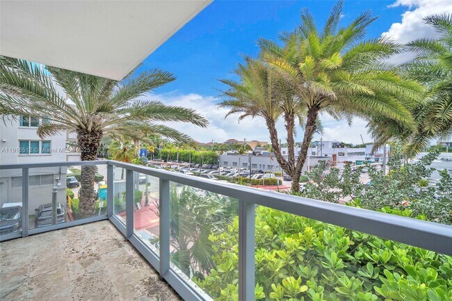 Building Photo - 9501 Collins Ave