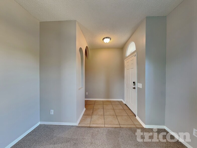 Building Photo - 1731 Lady Palm Ct