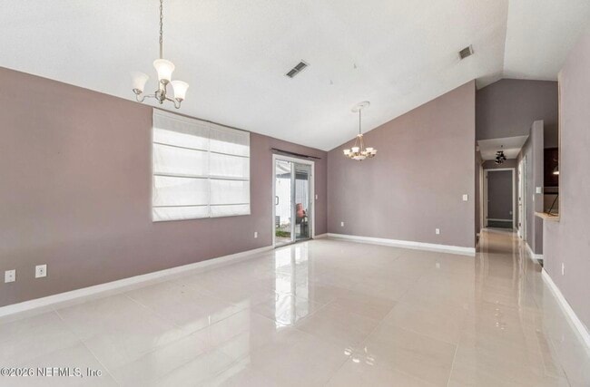 Building Photo - 5065 Knightsbridge Cir N