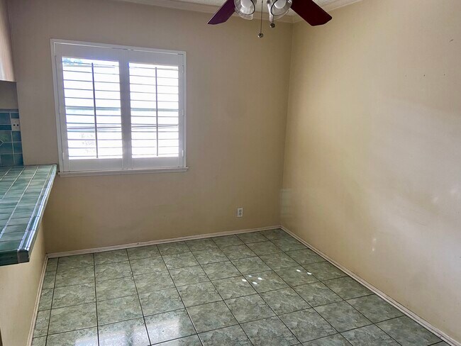 Building Photo - 5882 Bowcroft St