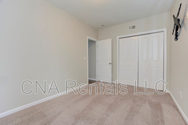 Building Photo - 3290 Forest Creek Dr SW