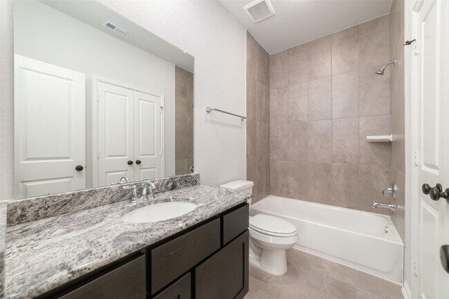 Building Photo - 2338 Shooting Star Ln