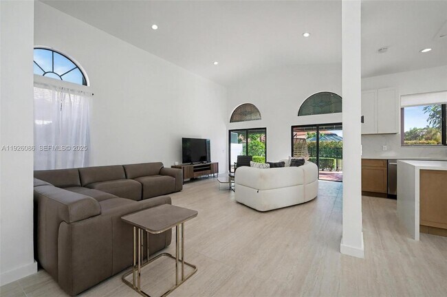 Building Photo - 6438 Via Rosa