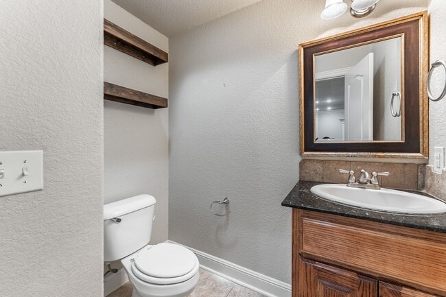 Building Photo - Dont miss out! This wont last long.