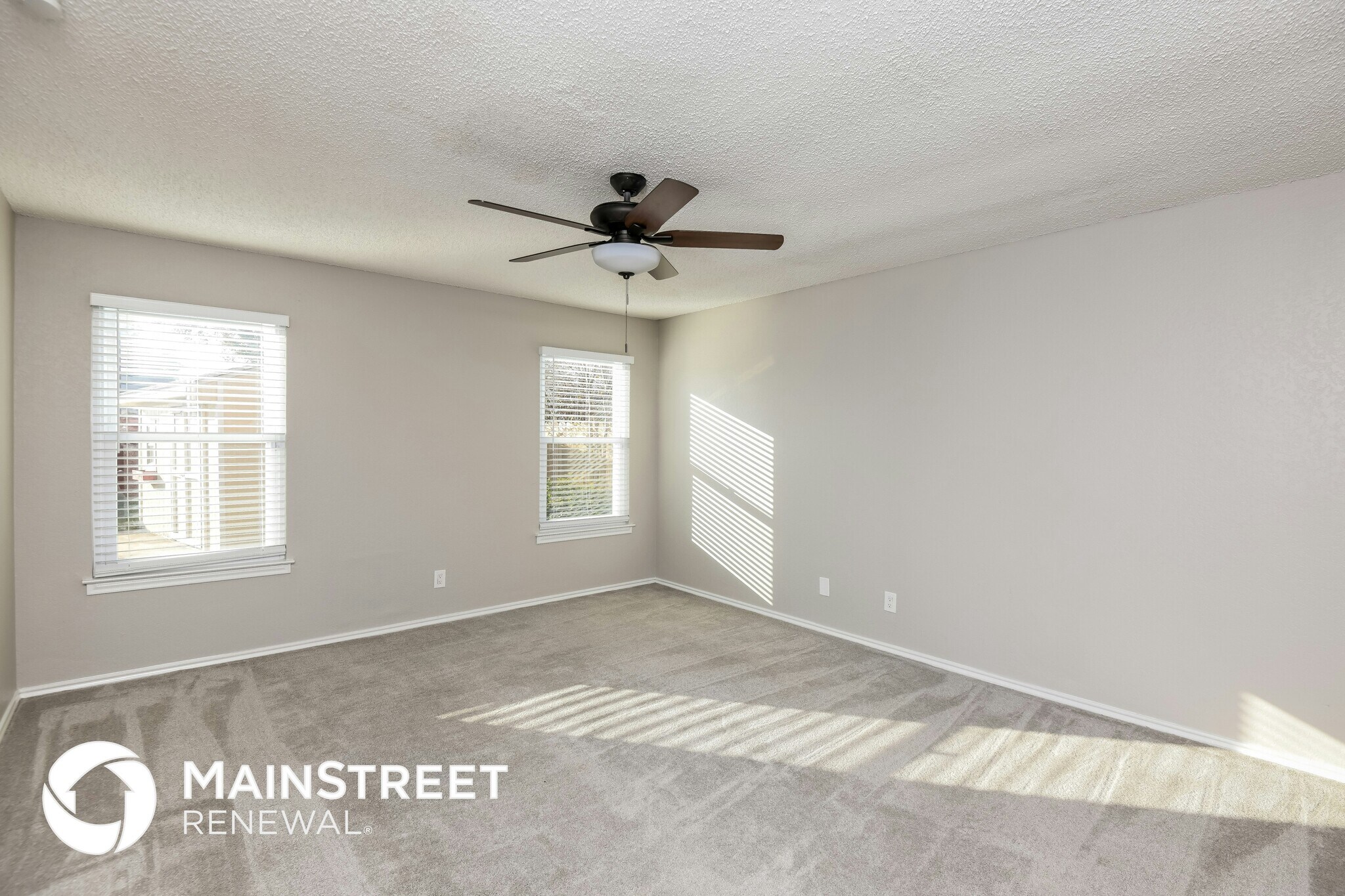 Building Photo - 3813 Clear Brook Cir