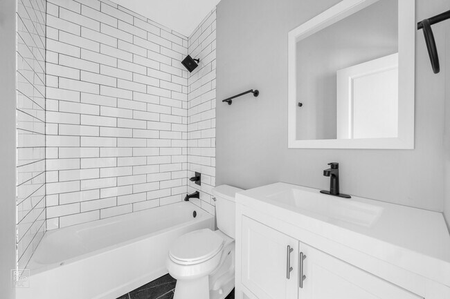 Building Photo - 1035 N Washtenaw Ave