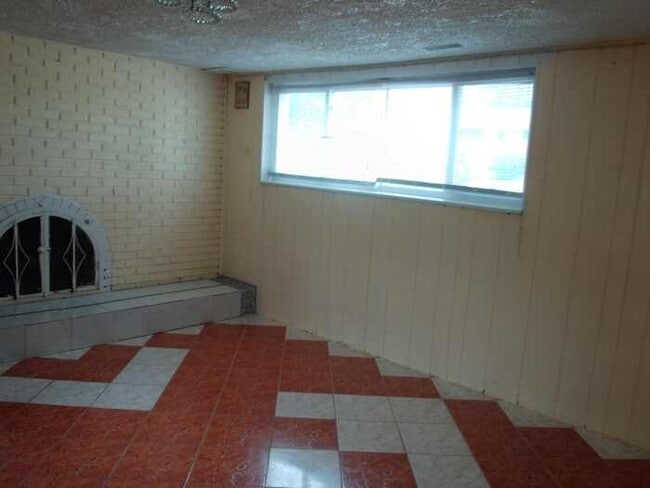 Building Photo - 2528 Koper Dr