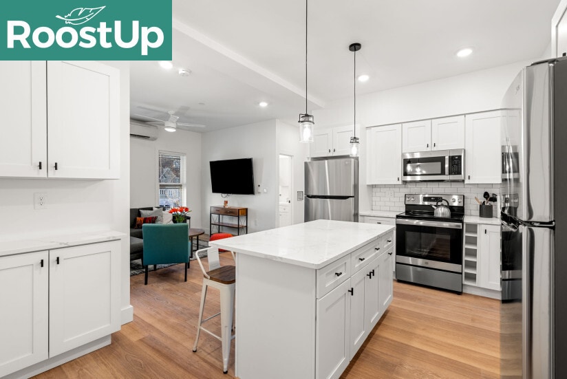 Building Photo - Furnished Bedroom with Private Bath in Mission Hill