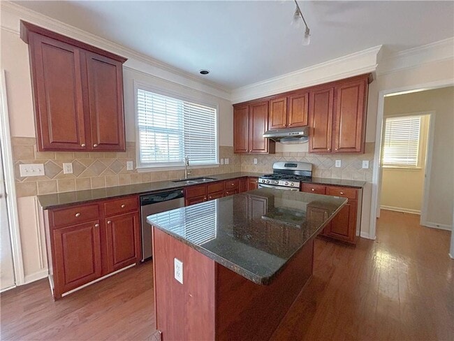 Building Photo - 810 Courageous Ct