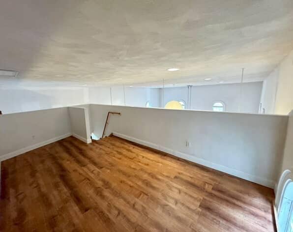 Building Photo - 4 Pallas St