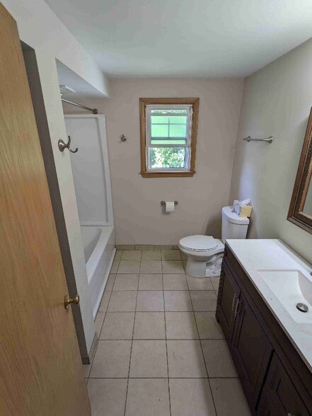 Building Photo - 251 N 116th St