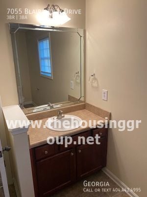 Building Photo - 7055 Blairs View Dr