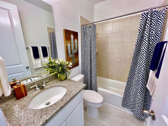 Building Photo - 4640 Modena Bay Bend