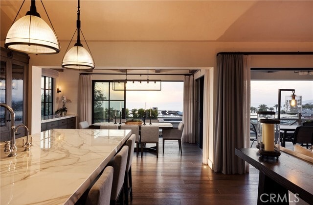 Building Photo - 7 Seabreeze Terrace