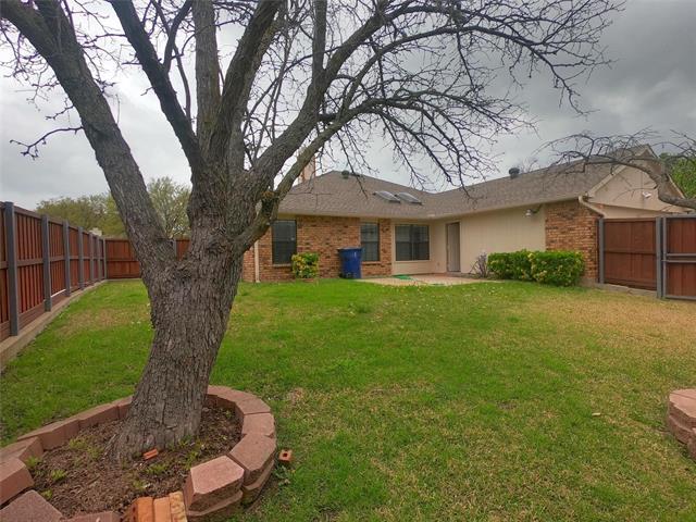 Building Photo - 2630 Kimberly Dr
