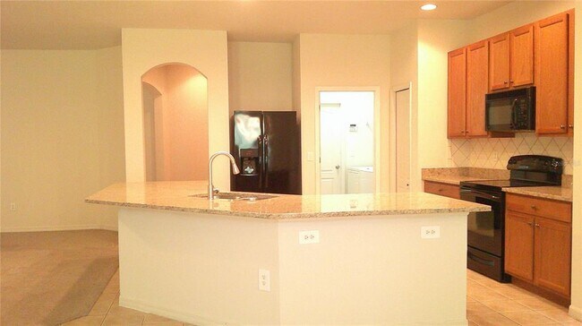 Building Photo - 609 Cedar Waxwing Dr