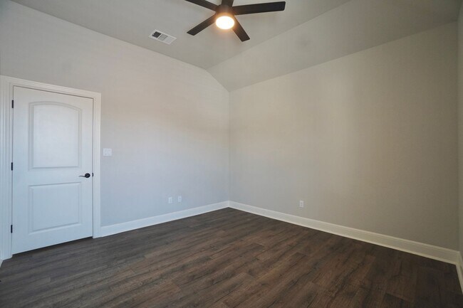 Building Photo - 2209 Milan Meadows Dr