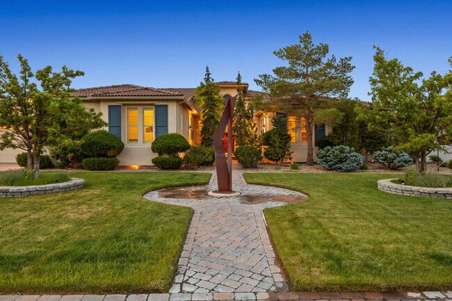 Building Photo - Elegant Arrowcreek Home!