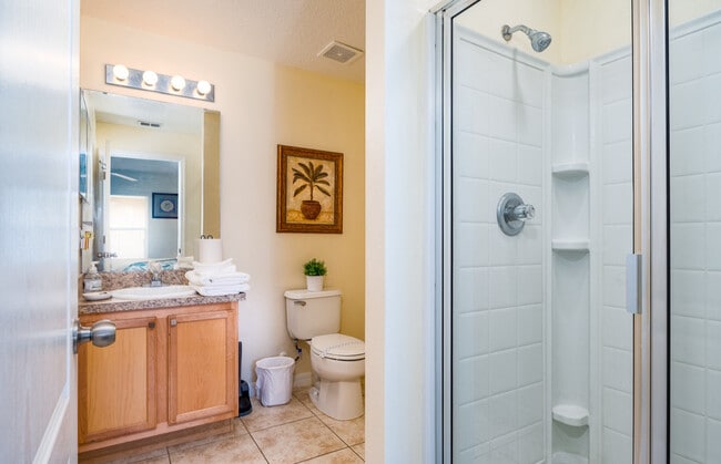 Building Photo - 2178 Royal Ridge Dr