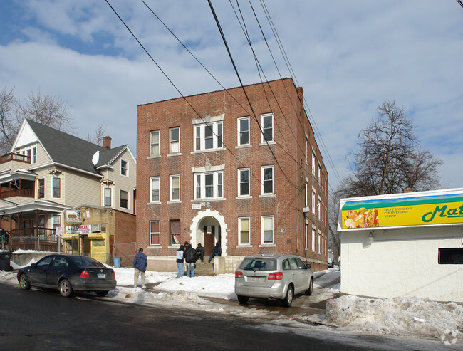Primary Photo - 202-204 Mather St