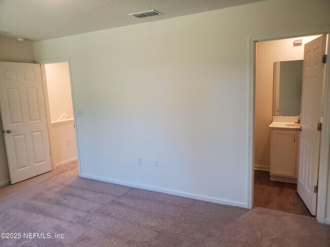 Building Photo - 270 Mustard Hl Ct