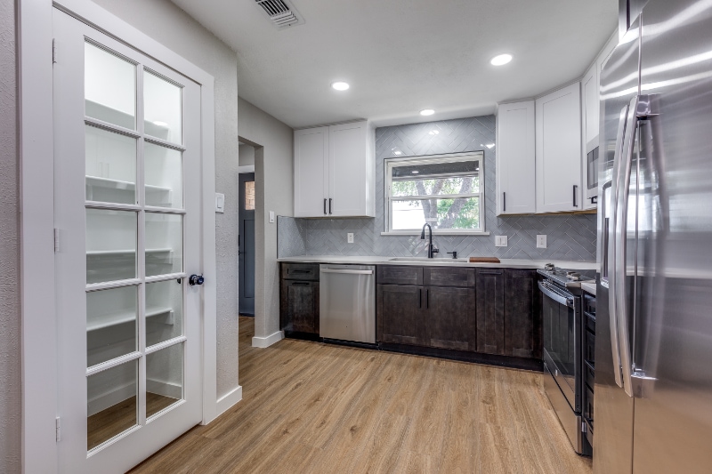 Building Photo - 1233 Mill Valley Dr