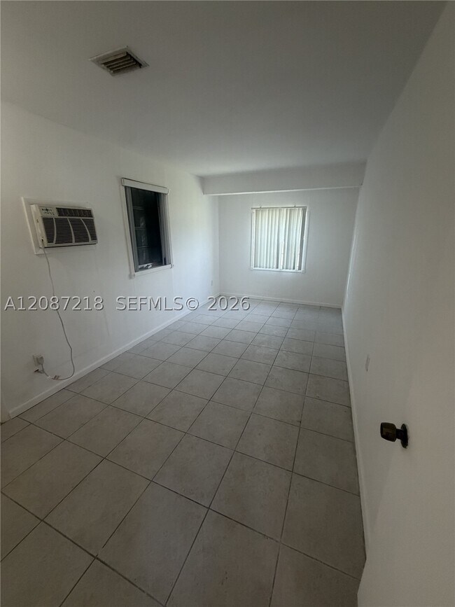 Building Photo - 9610 SW 58th St