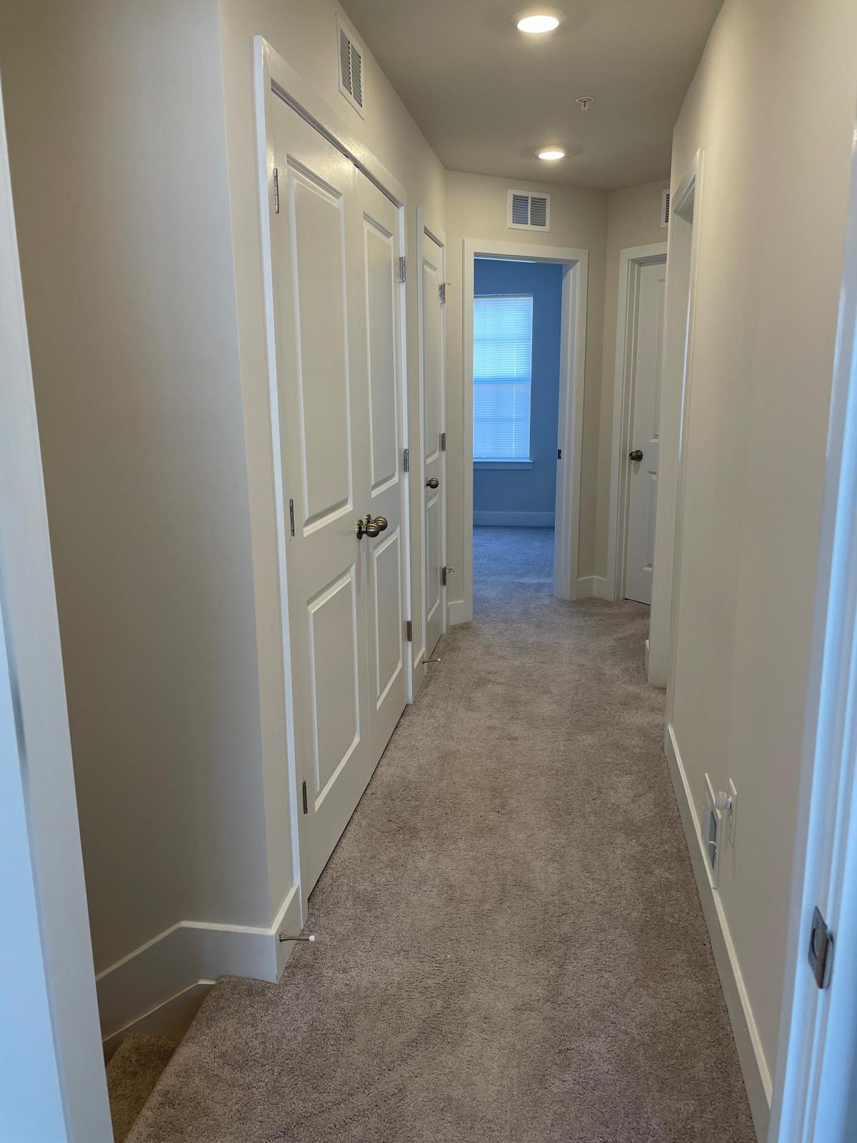 Building Photo - 1235 Greylock Ln