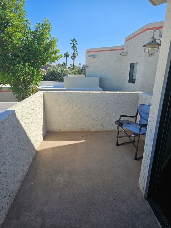 Building Photo - 885 N Granite Reef Rd