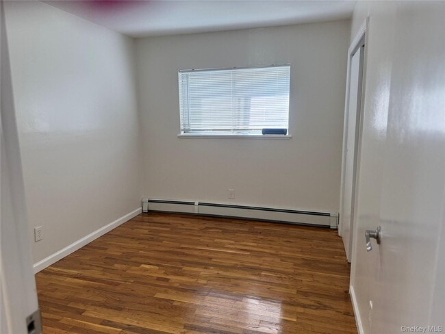 Building Photo - 55 Hickory Rd