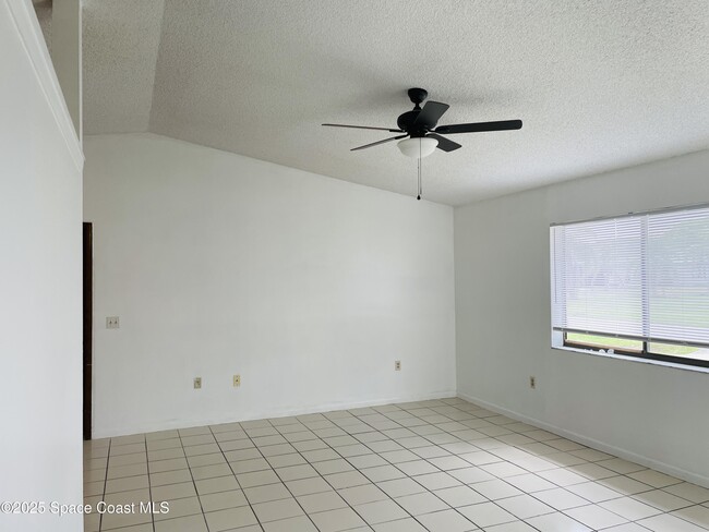 Building Photo - 153 Bayamo Ave NE