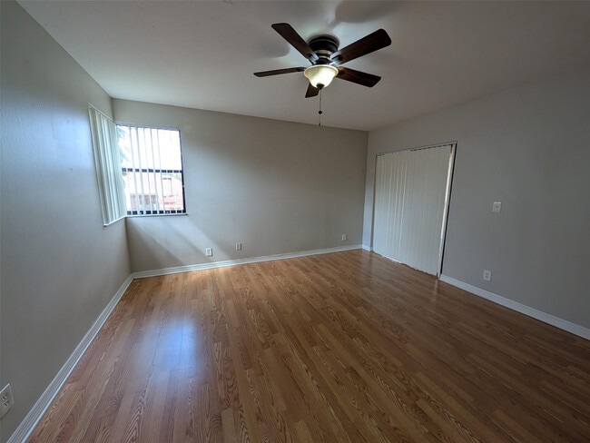 Building Photo - 5741 Riverside Dr