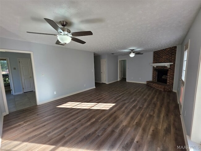 Building Photo - 6225 Whitewater Ct