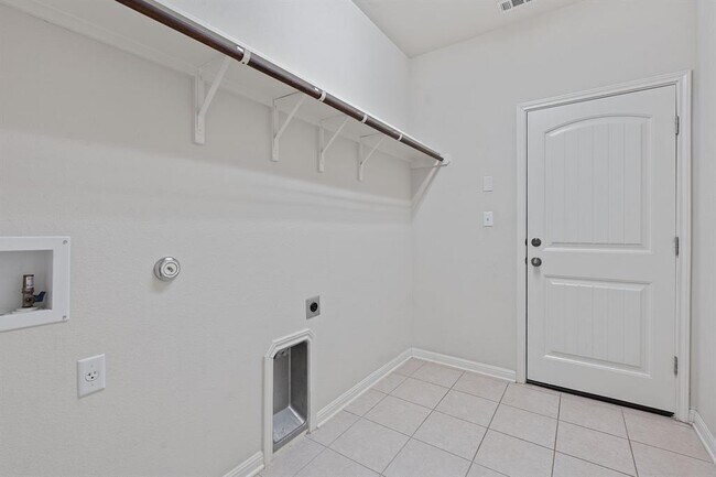 Building Photo - 2809 Coral Valley Dr