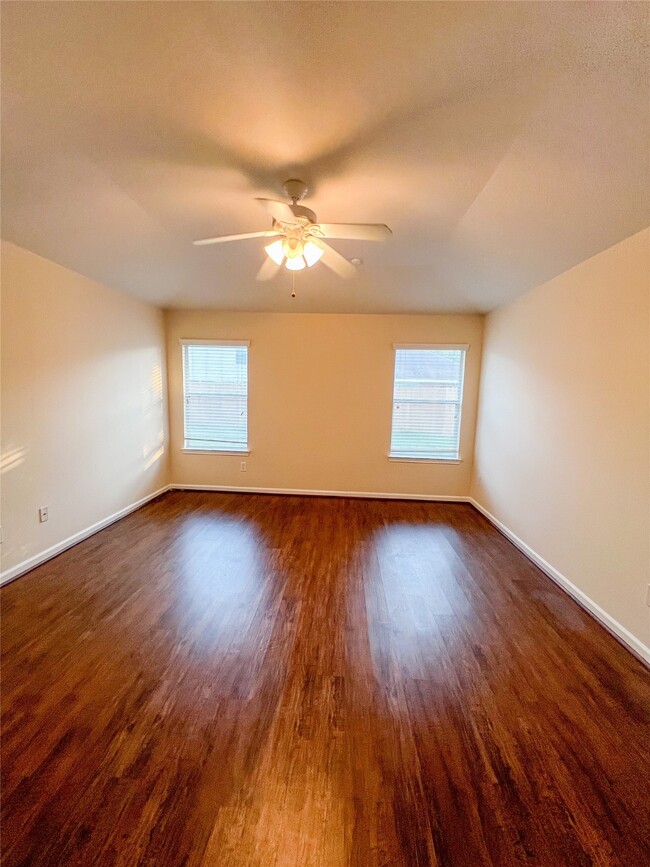 Building Photo - 5018 Juniper Walk Ln