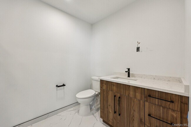 Building Photo - 325 Manville Rd